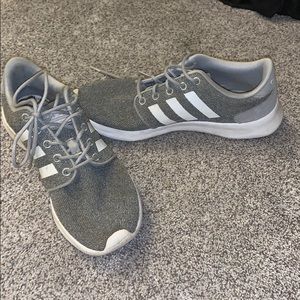 Adidas tennis shoes